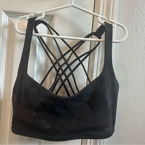 Lululemon Athletica Black Camo Strappy Sports Bra